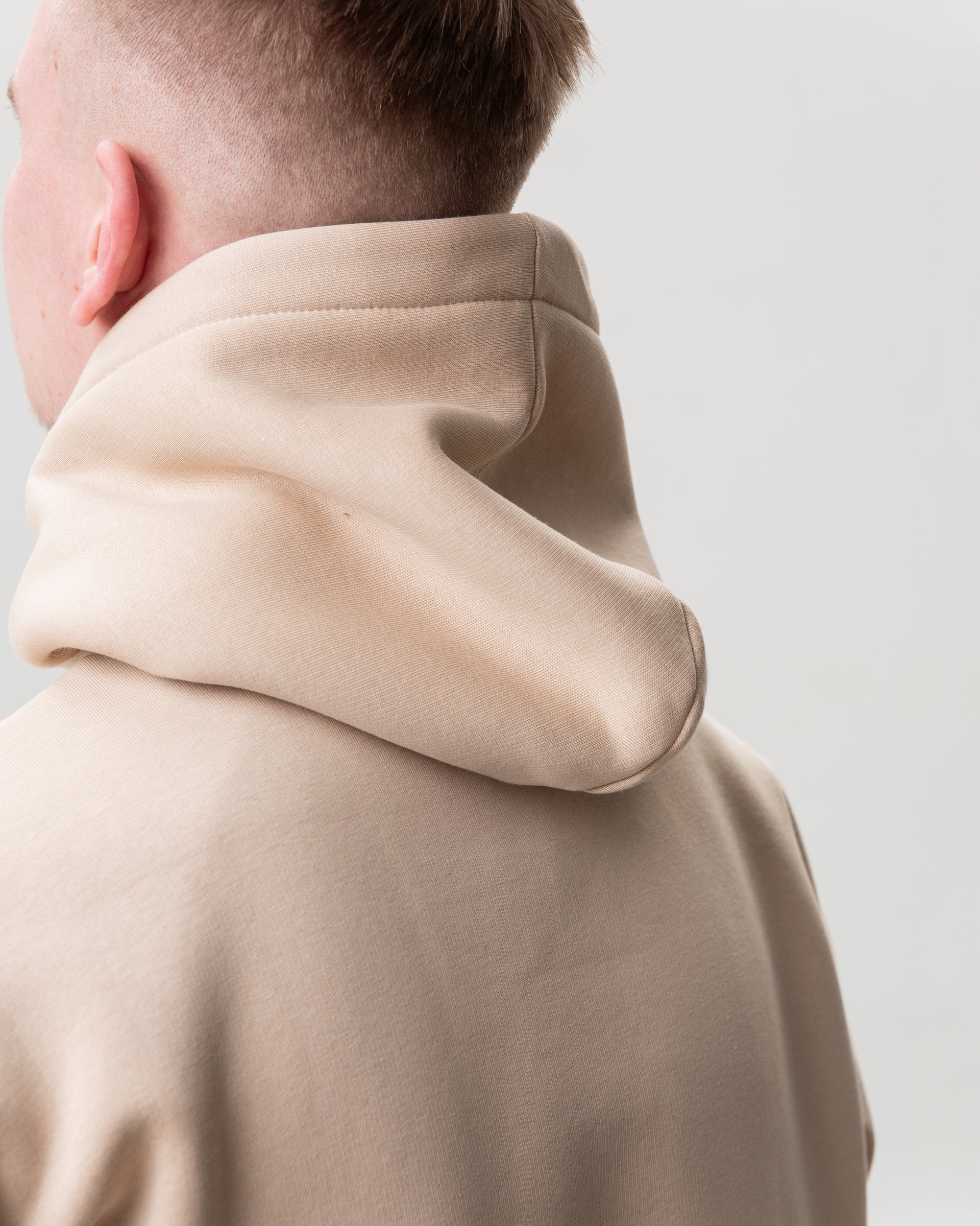 Bluza z kapturem w kolorze beżowym “You are absolutely right!”